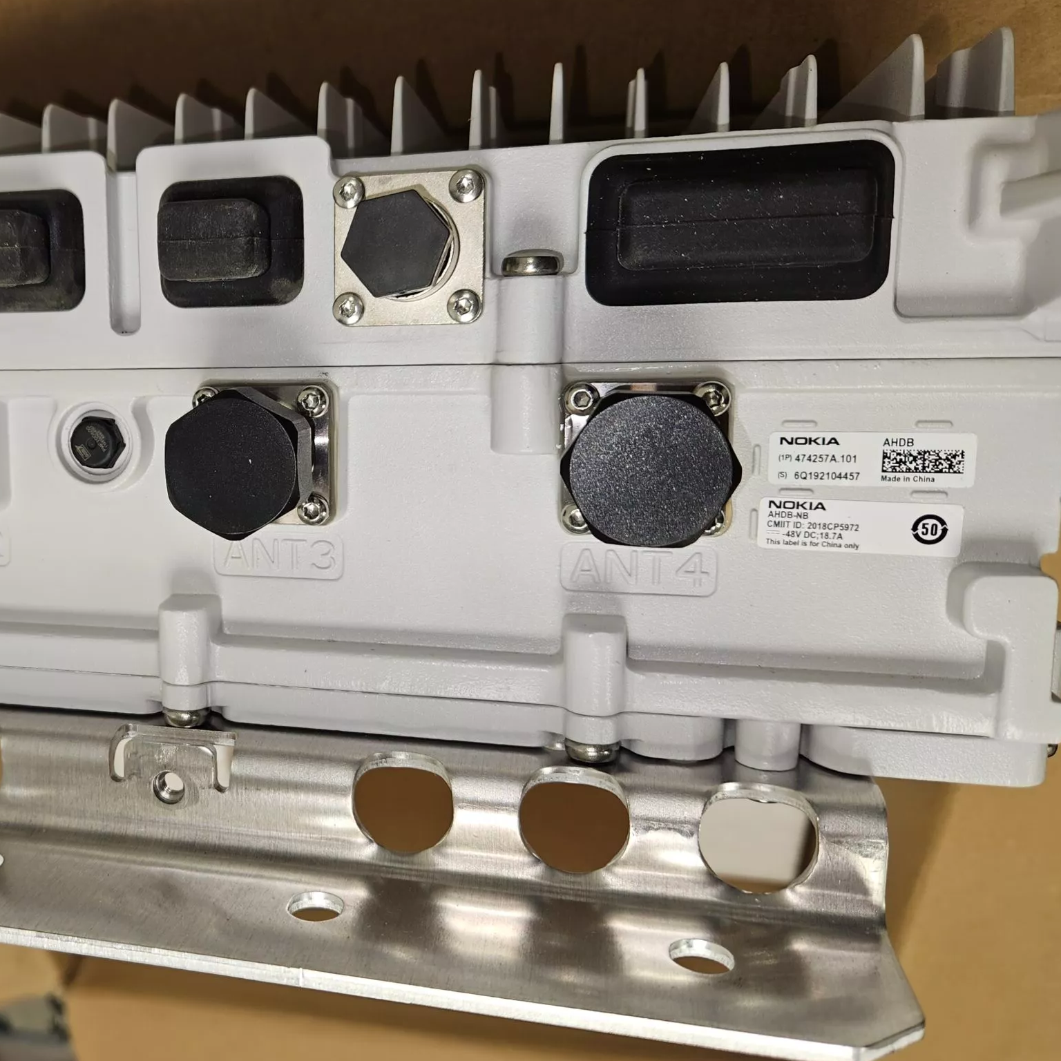 NOKIA AHDB 474257A RRU Wireless Base Station Unit