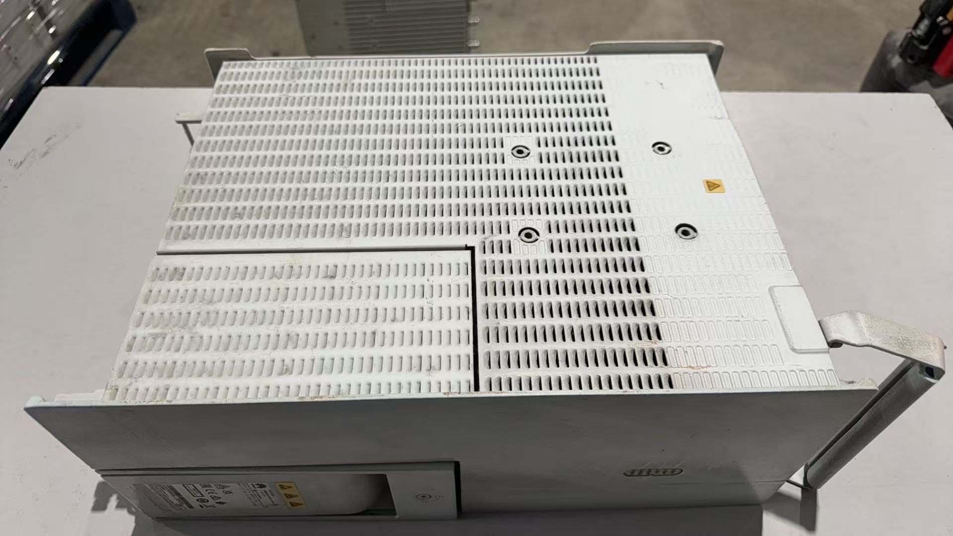 HUA WEI RRU5904 02311UWT